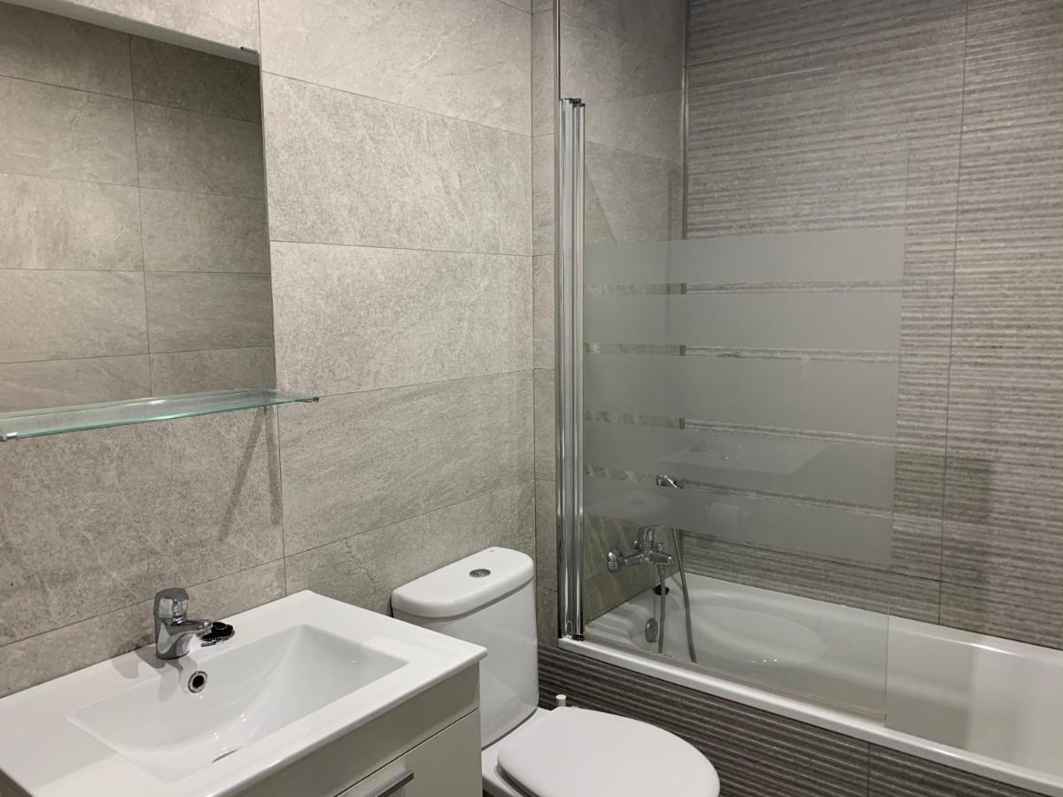 Ferienwohnung Lujoso Duplex En La Playa Con Vistas Al Mar Torremolinos Exterior foto